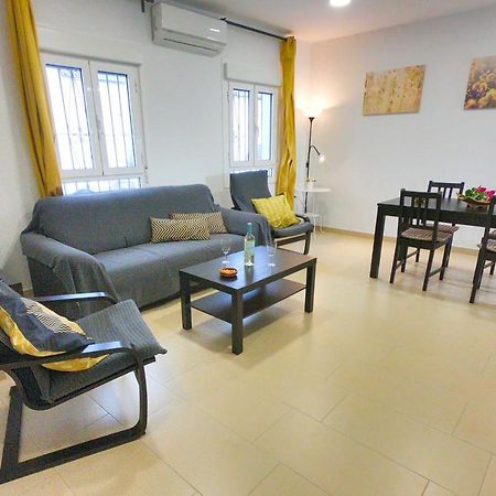 Noria Is A Comfortable Apartment With Patio And Large Terrace In Conil Conil De La Frontera Exteriör bild