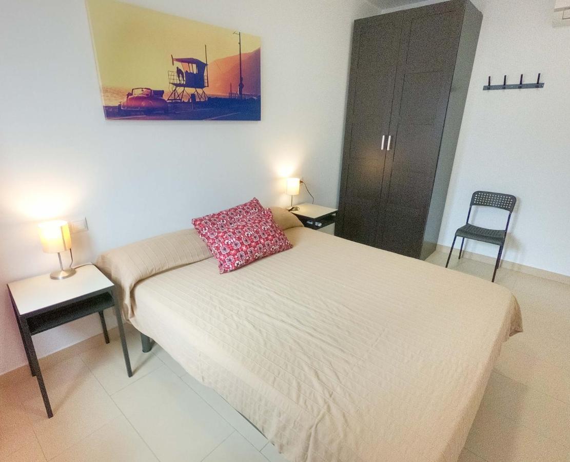 Noria Is A Comfortable Apartment With Patio And Large Terrace In Conil Conil De La Frontera Exteriör bild